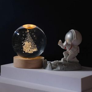 Veilleuse 3d En Forme De Boule De Cristal - Plan&egrave;te 3d - Sc&egrave;ne De Nuit - Astronomie - Lampe Led Avec Socle En Bois - Usb Plan&egrave;te - Boule En Verre Pour Anniversaire D'enfant - D&eacute;coration De No&euml;l - Neuf