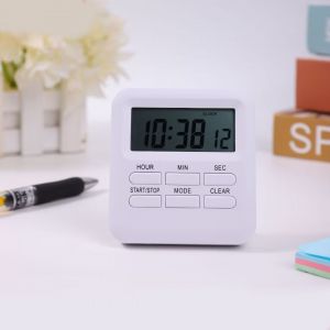 1pcs Minuterie Digitale Avec Fonction D'horloge/Réveil 3 En 1, Minuterie De Cuisine Aimanté, Timer Chronomètre Compte À Rebours, Gestion Du Temps Pour Cuisine/Étude/Sport (Blanc) - Neuf