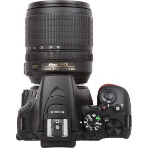 Nikon D5500 24 Mpix + Objectif AF-S VR DX 18-105 mm - Noir - Neuf