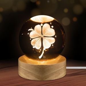 Veilleuse Boule De Cristal 3d,Boule Cristal Lumineuse Trèfle À Quatre Feuilles,Lampe 3d Avec Led Multicolore Base En Bois,Veilleuse-Cadeau-Décoration Fantaisie De Chambre - Neuf