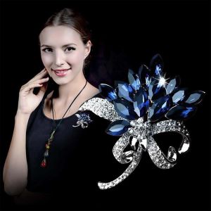 Kjdal-Broche Fleur En Strass Broche Fleur En Cristal Bleu Broche Classique Mariage Mariage Corsage Bouquet &Eacute;pingle De Revers Foulard Vintage Ch&acirc;le V&ecirc;tements Accessoires Bijoux Pour Femmes Filles - Neuf
