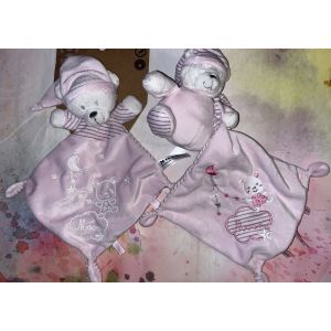 Doudou ours rose Max and sax Carrefour lot de deux roses bonnets Moon peluches oursons jouets b&eacute;b&eacute; soft toy Teddy bear pink moon comforter baby - Neuf