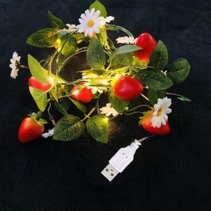 KAL-2M 20Led Fleur Blanc Fraise Guirlande Lumineuse Artificielle Fraise Lierre Guirlande Fil Cuivre Guirlande Lumineuse Pour Bouquets Mariage Noël Centres Fête Maison Décorations (Alimenté Par Usb) - Neuf
