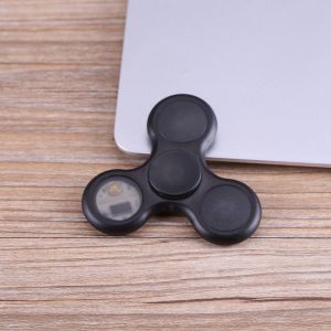 1 jouet rotatif a LED colore pour les doigts, anti-stress, EDC (noir) - Neuf