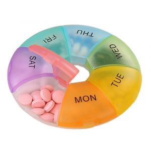 Pilulier hebdomadaire &agrave; 7 compartiments pour les voyages et les activit&eacute;s de plein air - Neuf