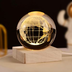 Veilleuse Boule De Cristal 3d Usb 6cm - Lampe De Nuit Avec Base En Bois, Lumineuse Et Décorative - Cadeau D'anniversaire (La Terre) - Neuf