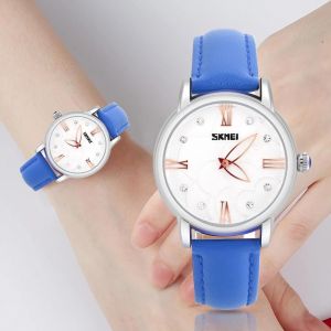 &Eacute;tanche Femmes Femme Quartz Analogique Montre Bracelet Cuir Montres-Bracelets (Cam&eacute;lia & Bracelet Bleu) - Neuf