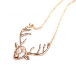 Collier Avec Pendentif Tete De Cerf En Alliage De Style Occidental Pour Femme (Dore Et Champagne) - Neuf