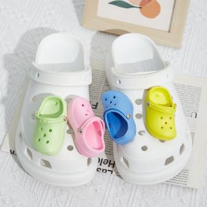 Lot De 4 Décorations 3d Pour Sabots (Couleur Aléatoire), Breloques Pour Chaussures, Mignonnes - Neuf