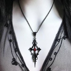 Noir Pointu Croix Vampire Collier Gothique Bijoux Déclaration Collier Dague Croix Pendentif Cadeau Gothique Collier Goth - Neuf