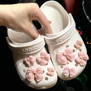 8 Pièces D'accessoires De Chaussures À Noeud Rose Pour Breloques Croco Pour Adolescents Hommes Et - Neuf