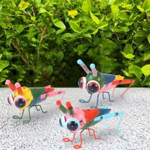 Art Metal Cour Decoration Jardin Mignon Sauterelle Ornement Pelouse Decorations Arriere-cour Animal Suspension Pot Fleurs et Porte-vase Sculptures 3D Statues Cadeaux -mere Mere Ensemble 3 - Neuf