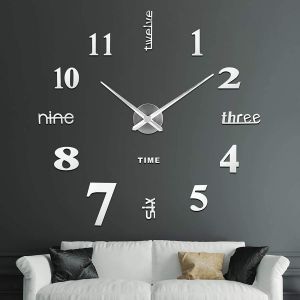 SOLEDI 3D Horloge Murale, DIY Horloge Murale Digitale, Mouvement Silencieux, Horloge Murale Design Moderne, Horloge Murale Geante pour Chambre Cuisine Salon (60-120 cm), Argent - Neuf