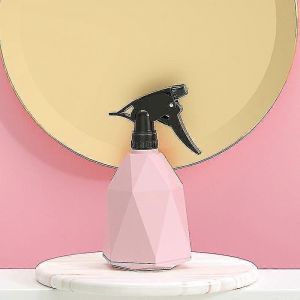 Bouteille d'eau géométrique Vaporisateur Plantes en plastique Gâchette Bouteille de pulvérisation Arrosoir Bouilloire d'arrosage - Neuf