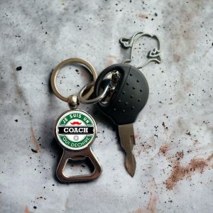 TIANYI-Porte clé décapsuleur ""Coach qui déchire"" - Idée cadeau original pour entraineur de sport - Football, basket, handball, rugby - Neuf