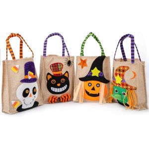 Halloween Sac à Main de Cadeau Friandises Bonbons 4pcs, Halloween Fête Lin Sac de Collations Sucré Goody pour Enfants Halloween Fête Fournitures Faveur, Sorcière Citrouille Fantôme Chat Noir - Neuf
