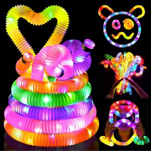Nouveaux jouets anti-stress 2022 : lot de 12 tubes pop ¿ bâtons lumineux ¿ anniversaire - Neuf