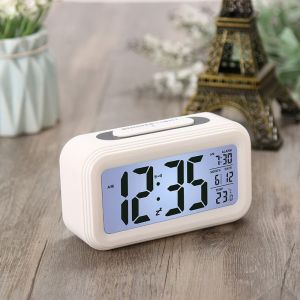 Réveil numérique, horloge murale grand écran LED avec date, pour la maison et le bureau, 13,6 x 4,6 x 7,5 cm (blanc) - Neuf