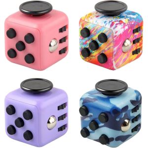 KAL-4Pcs Anti-Stress Fidget Toy Cube Jouet Avec 6 Modules Apaisants, Controller Réducteur De Stress Pour Réduire Le Stress En Cas De Nervosité Pour Tous Les Groupes D'Âge - Neuf