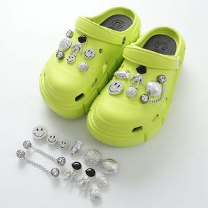Irrégulière Fleur Amovible Chaussures (À L'exclusion Des Chaussures), De La Décoration, De Chaussures De Charme, Étincelant Cristal De Diamant De Charme, De Luxe, Fête D'anniversaire, Cadeau De P - Neuf
