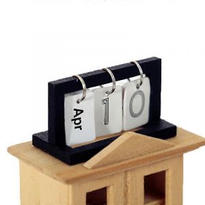1:12 maison de poup&eacute;e miniature bureau calendrier mur maison mod&egrave;le d&eacute;cor jouet maison de poup&eacute;e accessoires enfants faire semblant de jouer jouets - Neuf