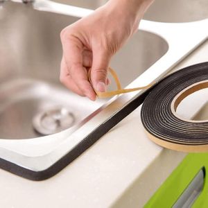 2 rouleaux 2 mètres Bandes de mousse adhésives auto-obturantes Plaques de cuisson multifonctions Cuisine Salle de bains Éviers Appareils de lavabo Bandes d'étanchéité - Neuf
