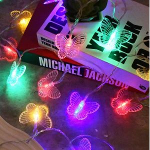 TRAHOO-Guirlande Lumineuse Papillon 3 M&egrave;tres 20 LED, Guirlandes Papillon Multicolore, Lumi&egrave;re de Papillons &agrave; Piles, pour Jardin Terrasse Balcon Arbres No&euml;l D&eacute;coration Int&eacute;rieur et Ext&eacute;rieur - Neuf