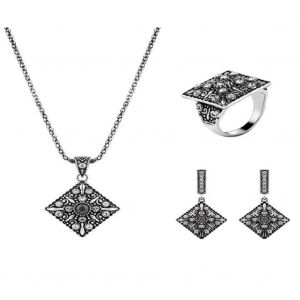 Mode Femme Mari&eacute;e Ethnique G&eacute;om&eacute;trie Bijoux Ensembles Alliage Collier / Clous D'oreille / Bague (Argent) - Neuf