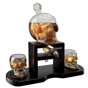 Cr&acirc;ne de Squelette & Whisky Carafe Set de 750 mL avec 2 Cr&acirc;ne Verres + Acajou de Base et Verser le Robinet le D&eacute;cor - Neuf