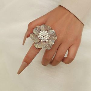 Luxe Mode Perle Fleur Anneaux Pour Femmes Rétro Simple Réglable Ouverture Doigt Bague Fête Tendance Bijoux Accessoires Cadeaux - Neuf
