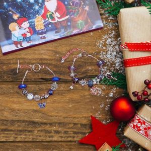 Calendrier de l'Avent Pour Filles Bracelet Bijoux Breloques 24 Jours - Neuf