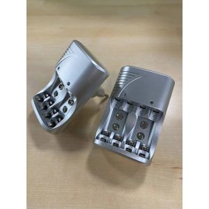 Pujimax 4 Sockets Intelligents 9v Chargeur De Batterie Aaa Aa Nimh Batteries Nicd Adaptateur Batterie Rechargeable 1.2v Aa Aaa 9v Chargeur Pour 2a 3a-Bundle 1-Pj-N403 - Neuf