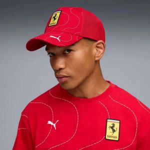 Casquette Brodee Scuderia Ferrari Racing F1, Modele: Rouge - Neuf