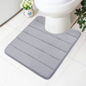 Tapis de salle de bain en mousse &agrave; m&eacute;moire de forme (gris), 50 x 60 cm, antid&eacute;rapant, doux et absorbant, convient aux toilettes et salles de bain. - Neuf