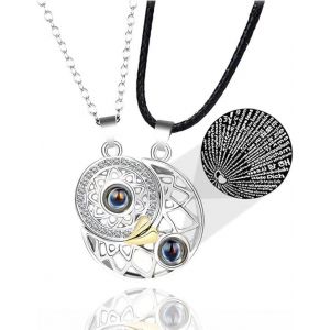Collier Couple En Acier Inoxydable 2 Pièces, Pendentif Magnétique Soleil Et Lune, Projection De Clavicule, 100 Langues, Collier Soleil « Je T'aime » Pour Amis, Couple, Cadeau Pour Femme, Maman - Neuf