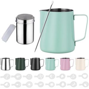 KAL-Pot À Lait Barista En Acier Inoxydable De 600 Ml Avec Mesure Mark 20 Oz, Pot À Mousse De Lait Avec Saupoudreur De Cacao, 16 Pochoirs Et Stylo Pour Cappuccino Et Expresso, Vert Menthe - Neuf