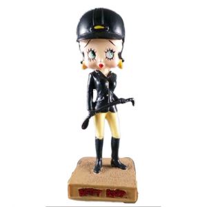 Figurine Betty Boop De Collection Cavaliere En Tenue Statuette De 15x6cm - Neuf