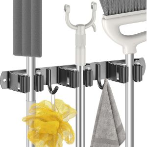 KALANKA-Accroche Balai Mural, Porte Balais Mural avec 3 Supports et 2 Crochets, Support Balais Mural sans Percage, Attache Balai Mural avec Vis, Range Balai Mural, Porte Outils de Jardin Mural, Noir - Neuf