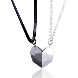 Trahoo-Collier Couple Aimanté Pendentif C?ur, 1 Paire Colliers Couple, Colliers Magnétiques De Couple, Avec Boîte Cadeau, Pour Femmes Hommes Romantique Saint Valentin, Multicolore, Noir, Blanc - Neuf