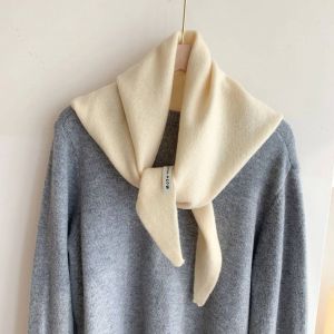 Hiver Cor&eacute;e Tricot&eacute; Triangle &Eacute;charpe Laine Chaud Ch&acirc;le &Eacute;charpe Femmes Cou Protection Petite &Eacute;charpe Cachemire &Eacute;charpe-One Size-B Beige White Wool - Neuf