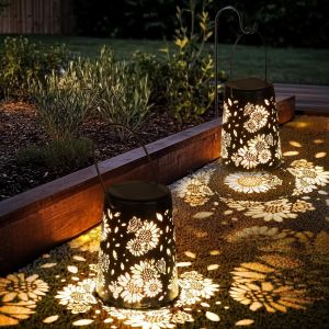 2 Pièces Lanterne Solaire Exterieur Jardin, Lanterne Énergie Solaire, Ip65 Étanche Lampes Solaires En Métal, Suspendre/Poser, Pour Balcon Patio Terrasse Pelouse Camping, Motif Tournesol, Noir - Neuf