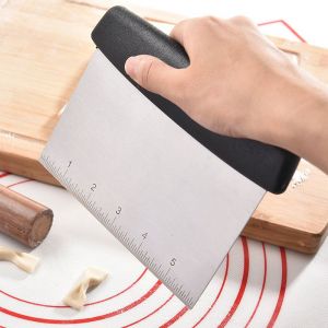 Grattoir à pâte en acier inoxydable, grattoir à pâtisserie, coupe-pizza et pâte, avec grattoir à bol en bonus, noir - Neuf