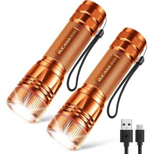 ERYI-Led Lampe Torche Rechargeable, 2000 Lumens Lampe Torche Led Ultra Puissante Avec 3 Modes, 2 Pièces Zoomable Lampe Torche Enfant, Étanche Flashlight Pour Camping Randonnée Urgence (Orange) - Neuf
