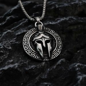 Européen Et Américain Vintage Spartan Viking Masque Guerrier Hommes S Titane Acier Collier Mode Tendance Casque Pendentif À La Main - Neuf