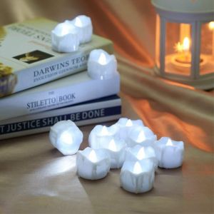 Des Bougies LED avec Minuterie, un Pack de 12 Bougies LED &agrave; Piles, 6 Heures et 18 Heures, &Eacute;lectrique sans flamme de la Bougie Faux LED Flamme Vacillante de la Bougie pour No&euml;l, Mariage(Blanc froid) - Neuf