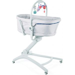Chicco Baby Hug 4en1 Berceau Multifonction Pour Bébé 0 Mois - 15 Kg, Lit Bébé, Chaise Haute Et Chaise De Table, Avec Barre De Jeu, Dossier Inclinable, Hauteur Réglable Et 4 Roues - Neuf