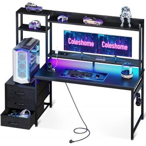 NouvelHorizonstore-Bureau Gaming avec &iquest;&iquest;tag&iquest;&iquest;re et Tiroirs, Bureau Gamer avec &iquest;&iquest;clairage LED & Prise Int&iquest;&iquest;gr&iquest;&iquest;e, Table Ordinateur avec Tablettes de Rangement & Support Moniteur (Noir Fibre de Carbone, 137 - Neuf