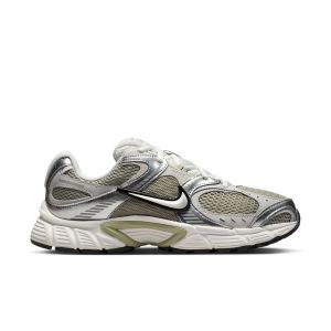Nike Chaussures V5 RNR - Blanc/Argent&eacute;/Vert Femme, pointure 39 - ['Blanc'] - Taille 39