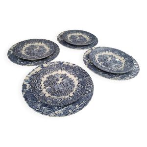 4 assiettes plates et 4 assiettes à dessert en faïence anglaise bleue