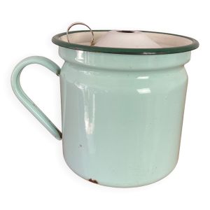 Pichet émaillé vintage